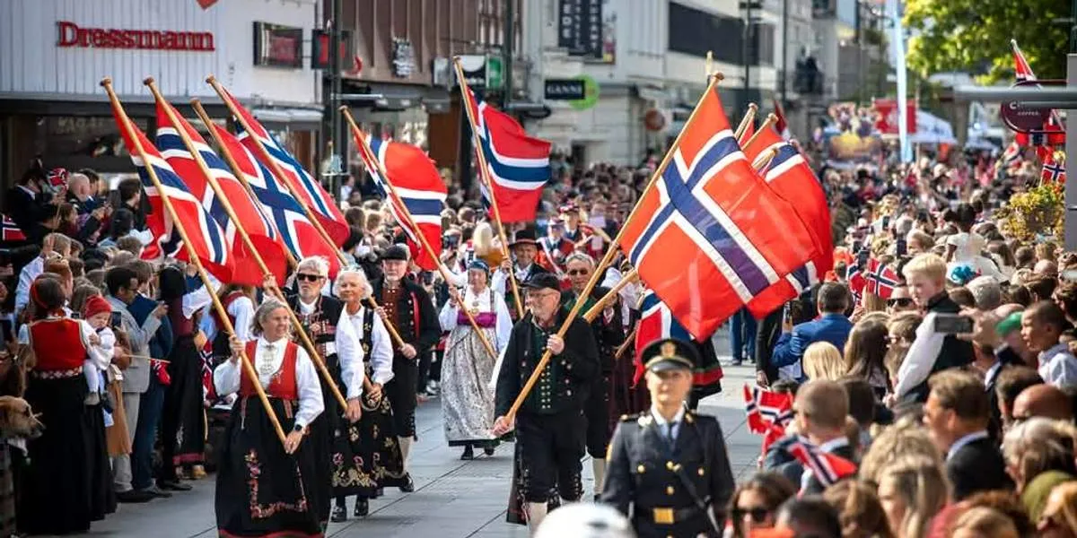 17. mai på La Famiglia